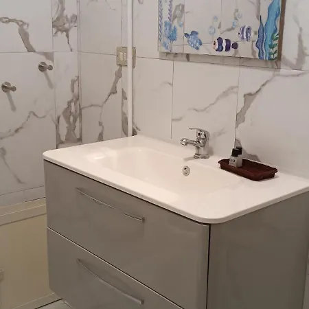 Casa Trentapassi Rivabella 2-6 Posti Letto Lejlighed *